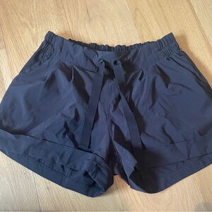 Lululemon ruched black shorts